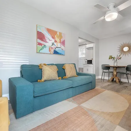 Charming Updated Condo In Heart Of Tampa
